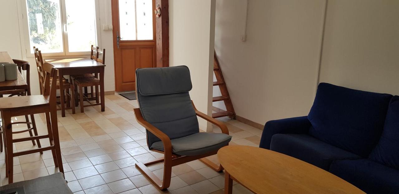 Petite Maison Refaite A Neuf Dans Mas Du 19Eme Siecle Арль Экстерьер фото